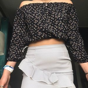 Brandy Melville off the shoulder top